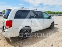 2017 Dodge CARAVAN фото