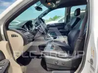 2017 Dodge CARAVAN фото