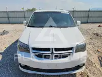 2017 Dodge CARAVAN photo