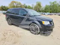 2017 Dodge CARAVAN photo
