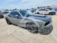 2017 Dodge CHALLENGER photo