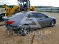 2017 Acura TLX photo