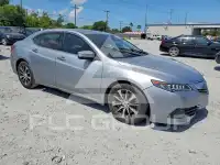 2017 Acura TLX photo