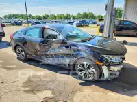 2017 Honda CIVIC фото
