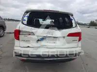 2017 Honda PILOT photo
