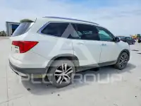 2017 Honda PILOT photo