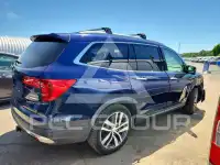 2017 Honda PILOT photo