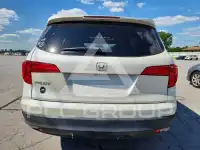 2017 Honda PILOT photo