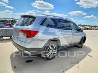 2017 Honda PILOT photo