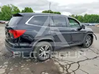 2017 Honda PILOT photo