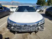 2017 Honda Accord фото