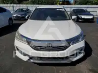2017 Honda Accord фото