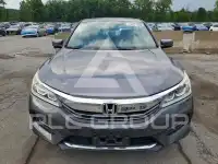 2017 Honda Accord photo