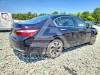 2017 Honda Accord фото