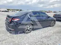2017 Honda Accord фото