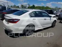 2017 Honda Accord фото