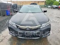 2017 Honda Accord фото