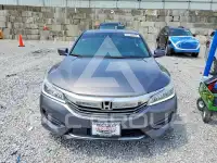 2017 Honda Accord photo