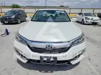 2017 Honda Accord photo