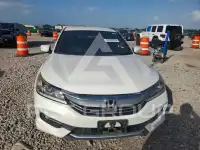 2017 Honda Accord photo