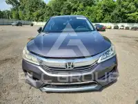 2017 Honda Accord photo