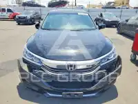 2017 Honda Accord фото