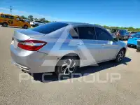 2017 Honda Accord фото