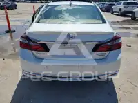 2017 Honda Accord photo