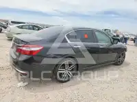 2017 Honda Accord photo