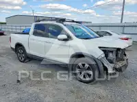2017 Honda RIDGELINE photo