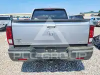 2017 Honda RIDGELINE фото