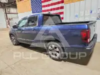 2017 Honda RIDGELINE photo
