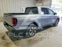 2017 Honda RIDGELINE photo