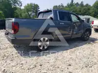2017 Honda RIDGELINE photo
