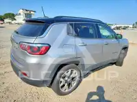 2017 Jeep COMPASS photo