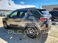 2017 Jeep COMPASS photo