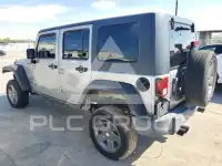 2017 Jeep WRANGLER фото