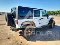 2017 Jeep WRANGLER фото