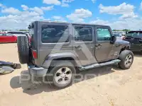 2017 Jeep WRANGLER фото