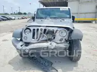 2017 Jeep WRANGLER фото