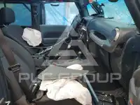2017 Jeep WRANGLER фото