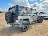 2017 Jeep WRANGLER фото