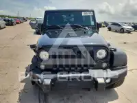 2017 Jeep WRANGLER фото