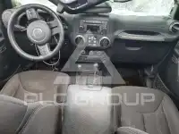 2017 Jeep WRANGLER фото