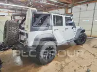 2017 Jeep WRANGLER фото