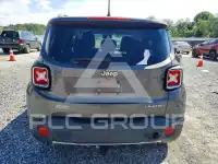 2017 Jeep Renegade photo