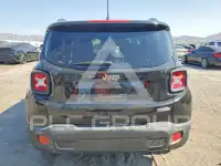 2017 Jeep Renegade photo