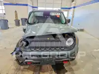 2017 Jeep Renegade photo