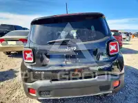 2017 Jeep Renegade photo