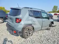 2017 Jeep Renegade photo